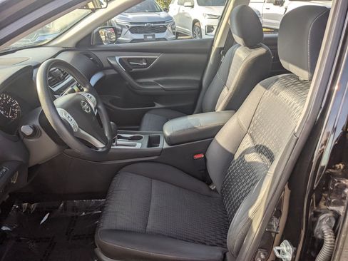 Used 2016 Nissan Altima 2.5 S w/ Power Driver Seat Package image 16