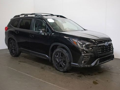 Used 2023 Subaru Ascent Onyx Edition Limited AWD/4WD image 1