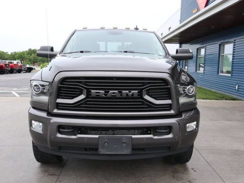 Used 2018 RAM 3500 Laramie w/ Sport Appearance Group AWD/4WD image 3