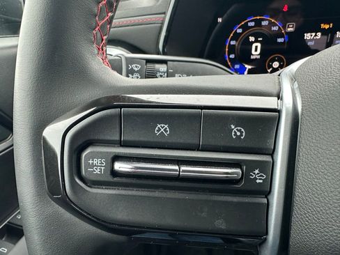 Used 2024 Chevrolet Colorado Z71 w/ Z71 Convenience Package 2 image 26