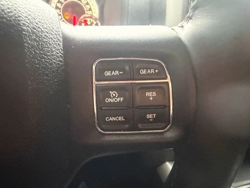 Used 2017 RAM 1500 Sport image 10