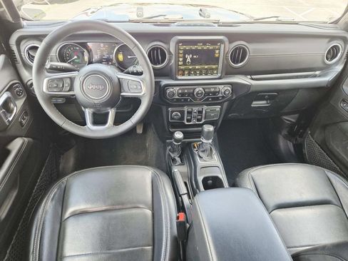 Used 2023 Jeep Wrangler Unlimited Sahara w/ Cold Weather Group AWD/4WD image 13