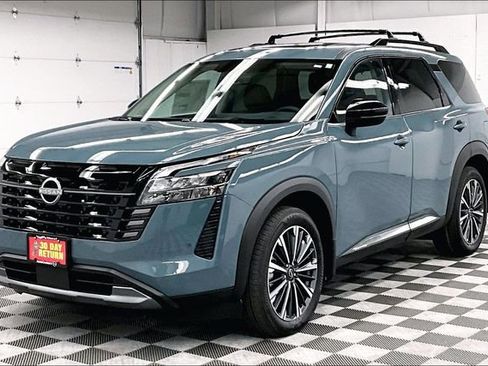 New 2026 Nissan Pathfinder Platinum AWD/4WD image 3
