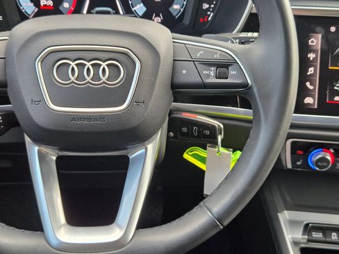 Used 2025 Audi Q3 2.0T Premium AWD/4WD image 23