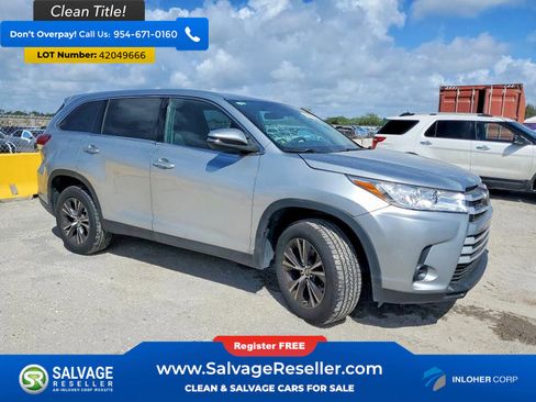 Used 2019 Toyota Highlander LE FWD image 5