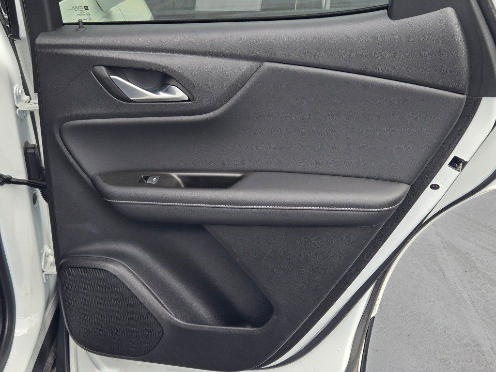 Certified 2024 Chevrolet Blazer LT w/ Convenience Package FWD image 10