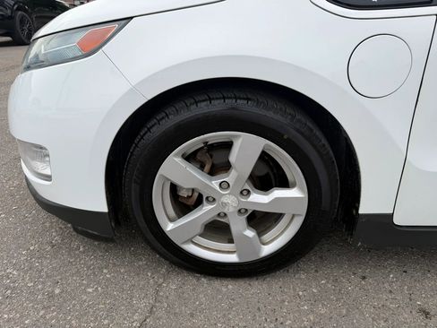 Used 2013 Chevrolet Volt Premium w/ Premium Trim Package FWD image 27