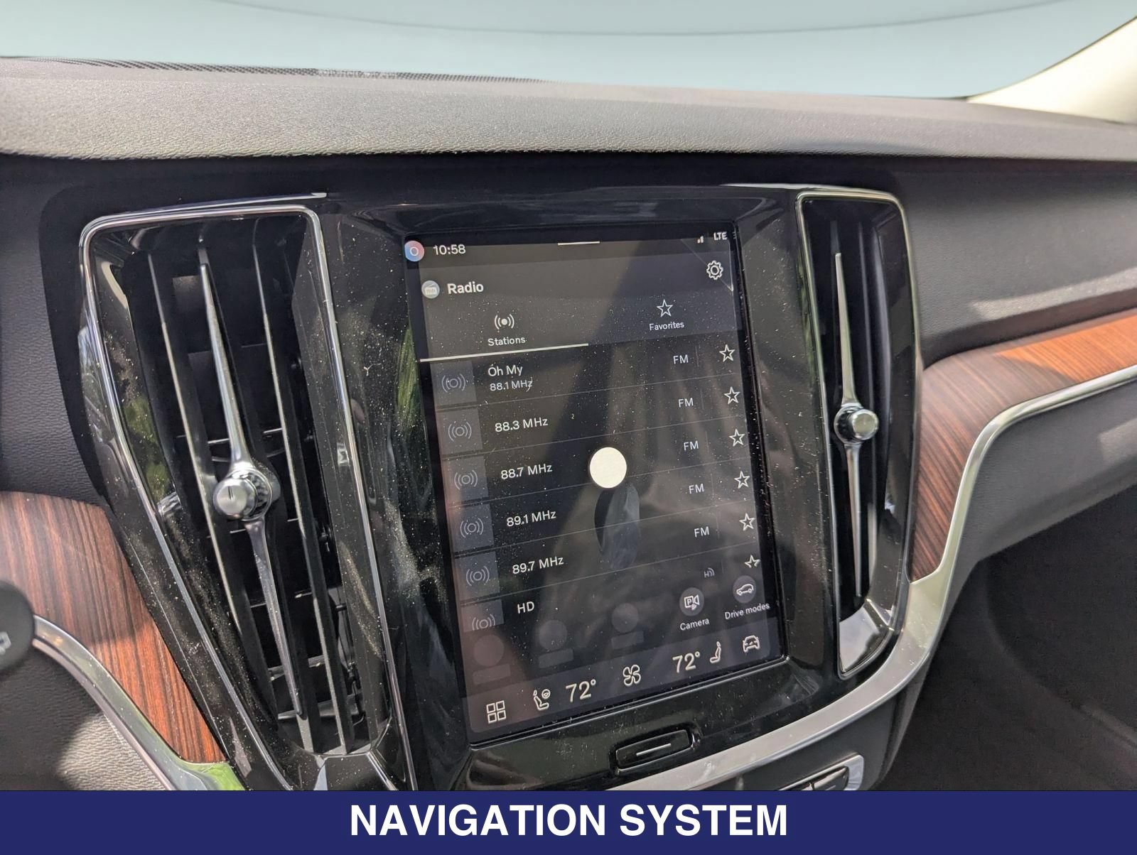 Certified 2026 Volvo V60 B5 Cross Country Plus w/ Protection Package Premier AWD/4WD image 15