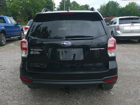 Used 2018 Subaru Forester 2.5i Premium AWD/4WD image 4