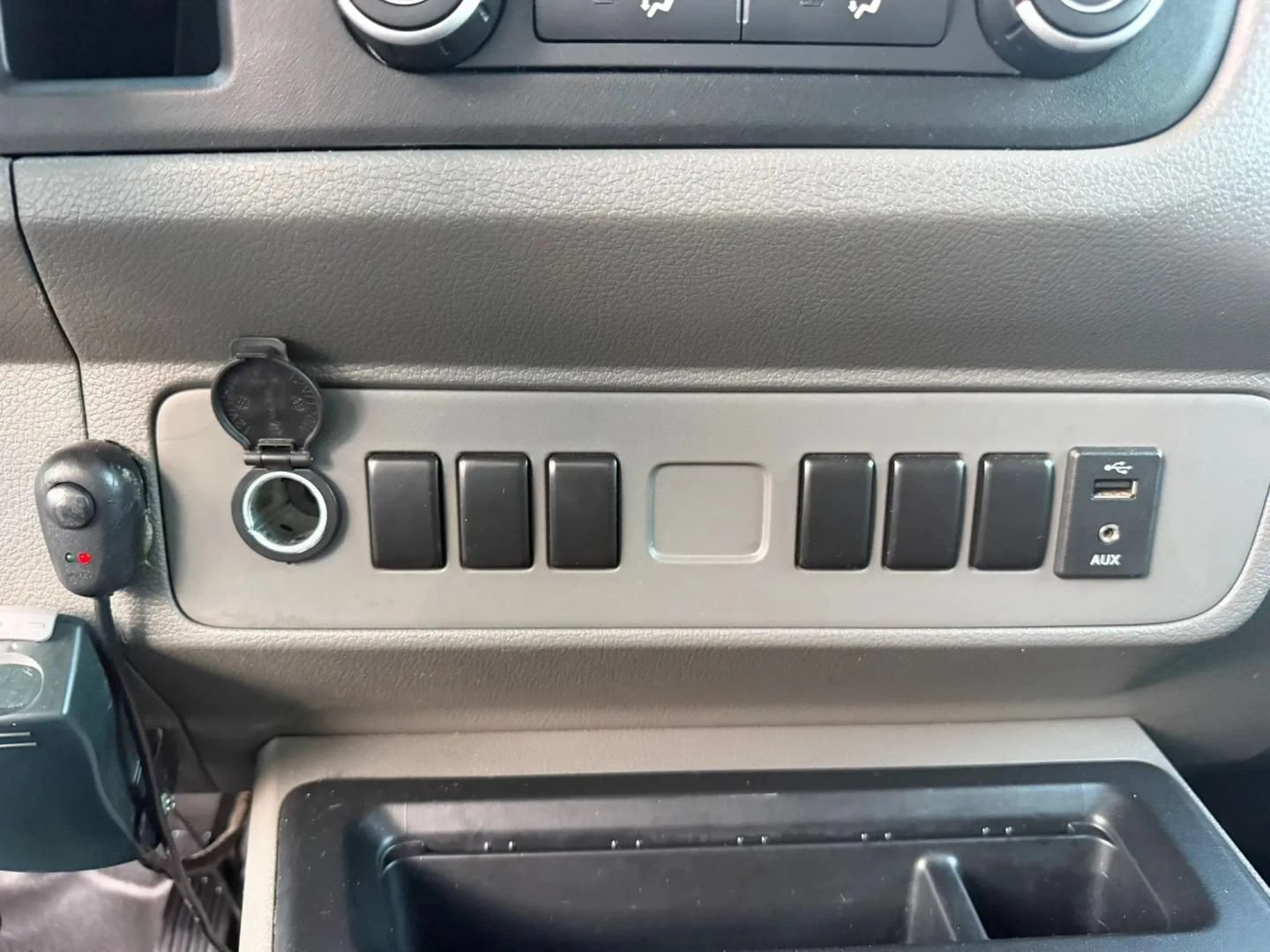 Used 2019 Nissan NV 3500 S RWD image 25
