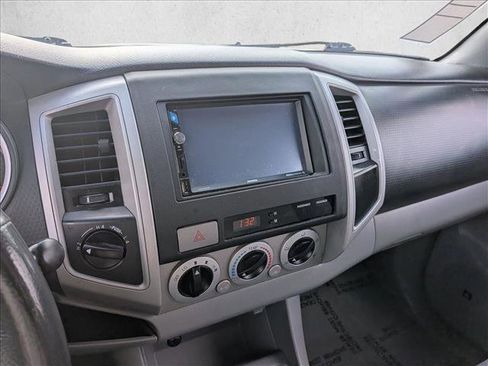 Used 2011 Toyota Tacoma 4x4 Double Cab w/ TRD Sport Pkg w/JBL Audio image 13