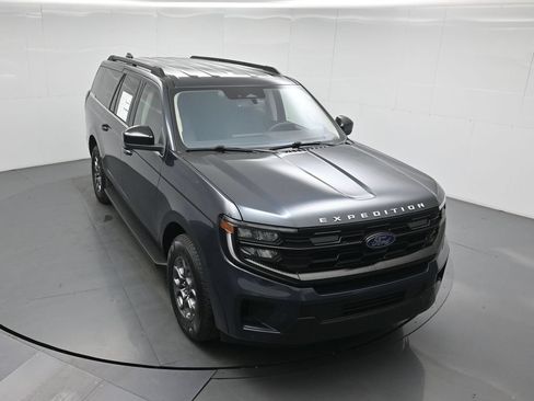 Certified 2025 Ford Expedition Max Active AWD/4WD image 38