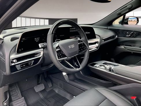 New 2026 Cadillac Lyriq Sport image 6