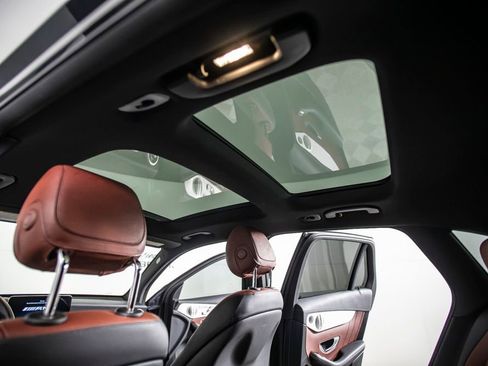 Used 2021 Mercedes-Benz GLC 43 AMG GLC 43 AMG image 27