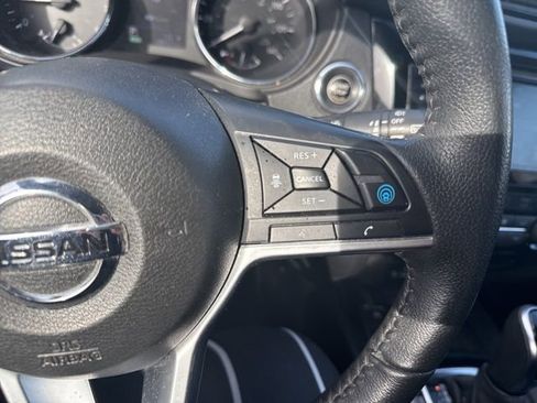 Used 2019 Nissan Rogue SV w/ Sun & Sound Touring Package AWD/4WD image 21