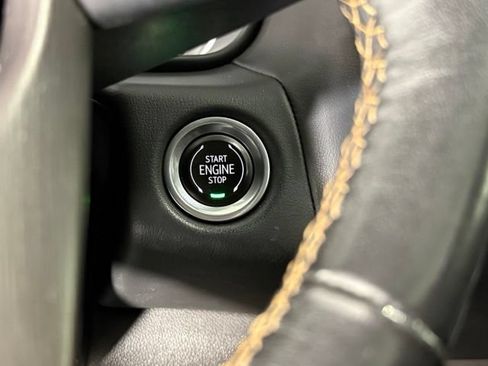 Used 2021 GMC Yukon AT4 w/ AT4 Premium Package AWD/4WD image 32