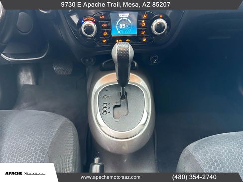 Used 2013 Nissan Juke SV image 29