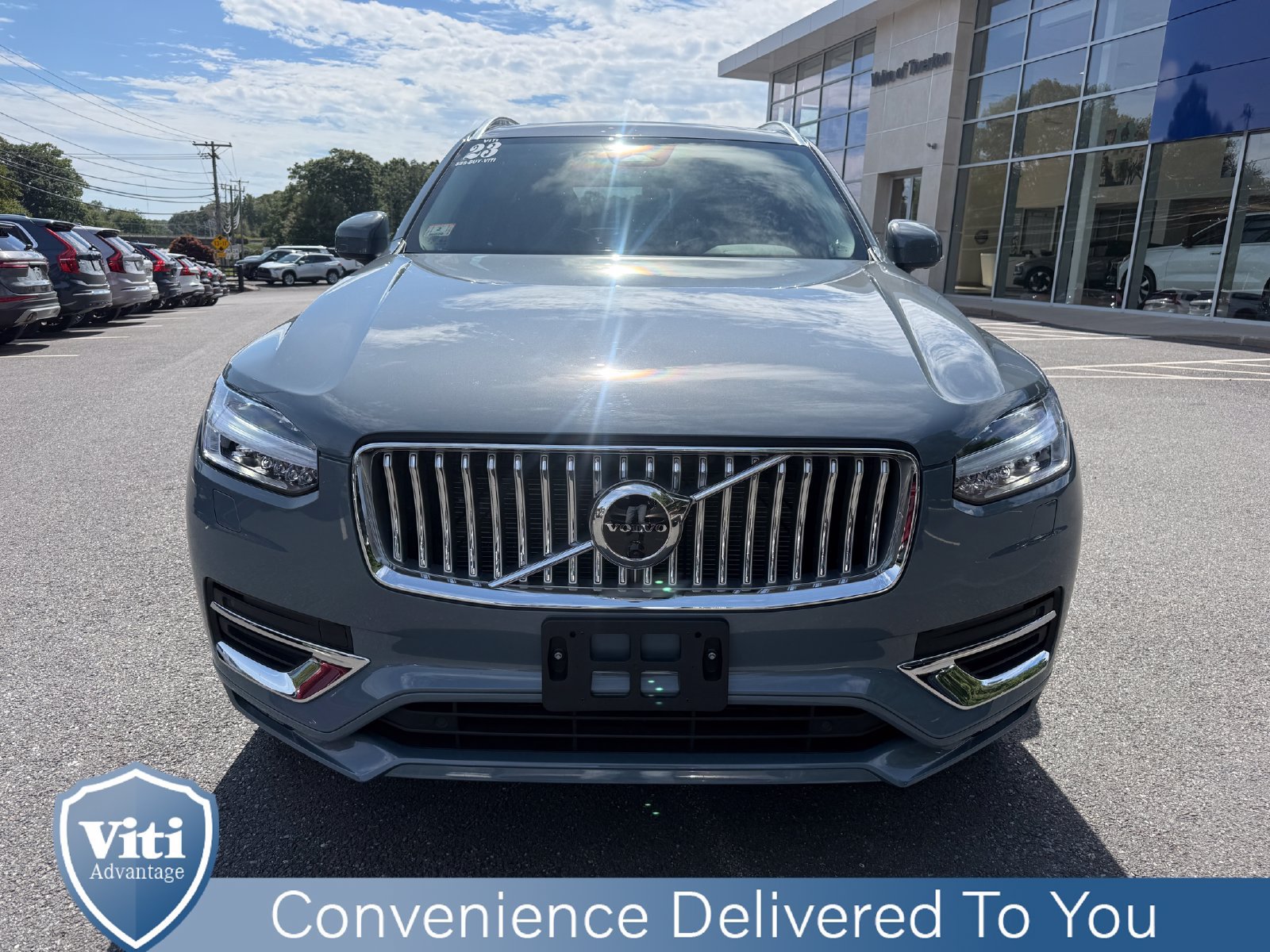 Used 2023 Volvo XC90 B6 Plus w/ Protection Package Premier AWD/4WD image 3