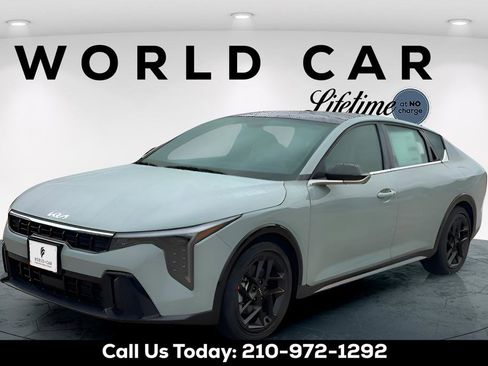 New 2025 Kia K4 GT-Line Turbo image 3