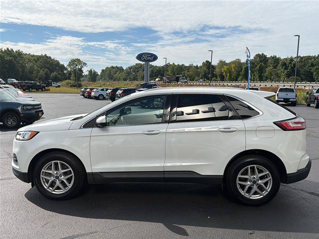 Certified 2021 Ford Edge SEL w/ Convenience Package AWD/4WD image 4