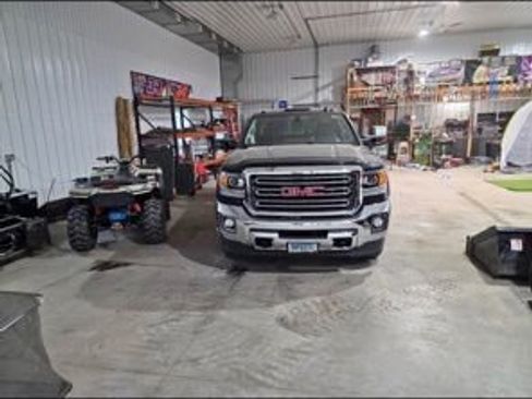 Used 2016 GMC Sierra 3500 SLT w/ Duramax Plus Package AWD/4WD image 5