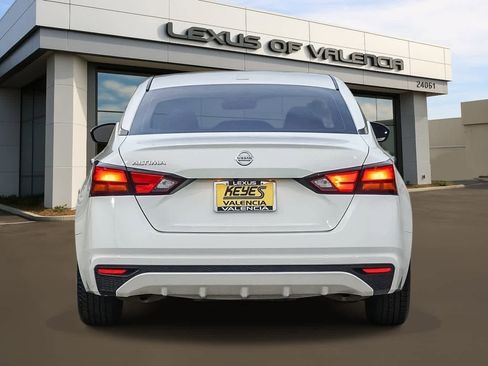 Used 2019 Nissan Altima 2.5 S image 3