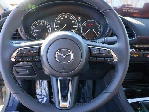 Used 2025 MAZDA MAZDA3 s image 20