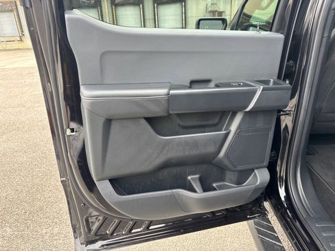 Used 2025 Ford F150 STX image 21