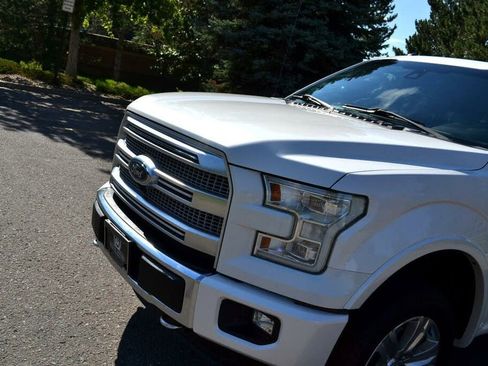 Used 2015 Ford F150 Platinum w/ Equipment Group 701A Luxury image 8