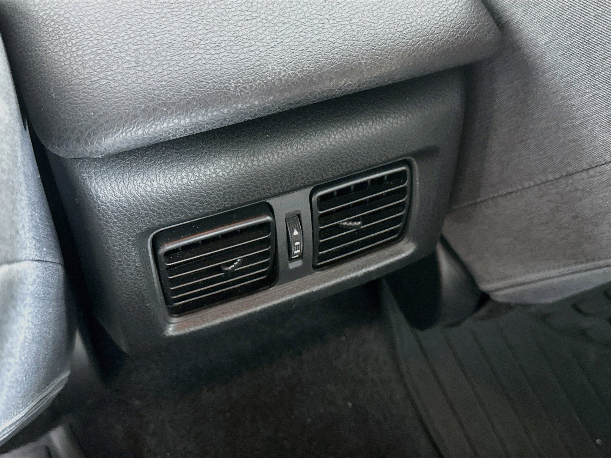 Used 2026 Toyota Camry LE FWD image 27