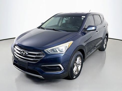 Used 2018 Hyundai Santa Fe Sport image 4