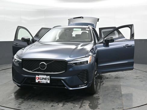 New 2026 Volvo XC60 B5 Plus w/ Climate Package AWD/4WD image 42