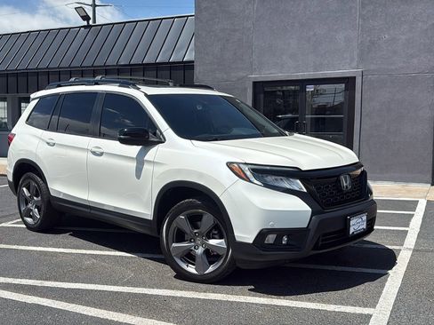 Used 2019 Honda Passport Touring image 1