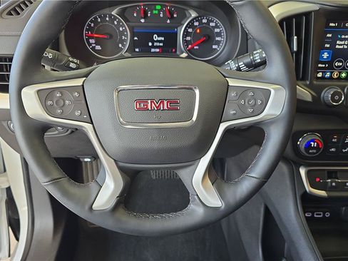 Used 2024 GMC Terrain SLT w/ Elevation Edition AWD/4WD image 27