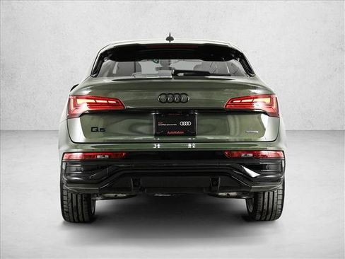 Certified 2025 Audi Q5 2.0T Premium Plus w/ Premium Plus Package image 7