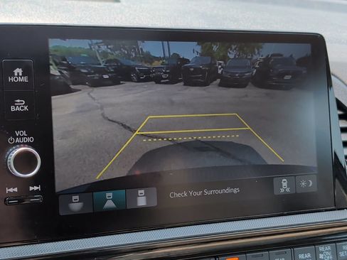 Used 2025 Honda Odyssey EX-L image 22