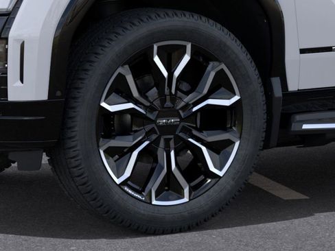 New 2025 GMC Sierra EV Denali AWD/4WD image 9