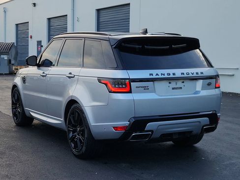 Used 2020 Land Rover Range Rover Sport HST image 3