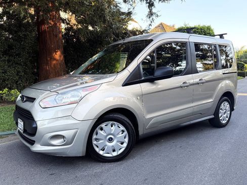 Used 2014 Ford Transit Connect XLT FWD image 2
