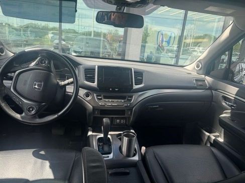 Used 2019 Honda Ridgeline RTL-T image 11