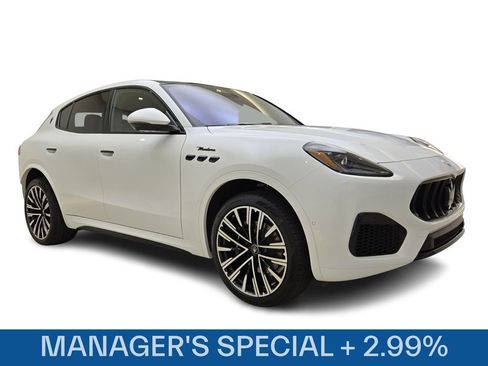 Used 2025 Maserati Grecale Modena AWD/4WD image 3