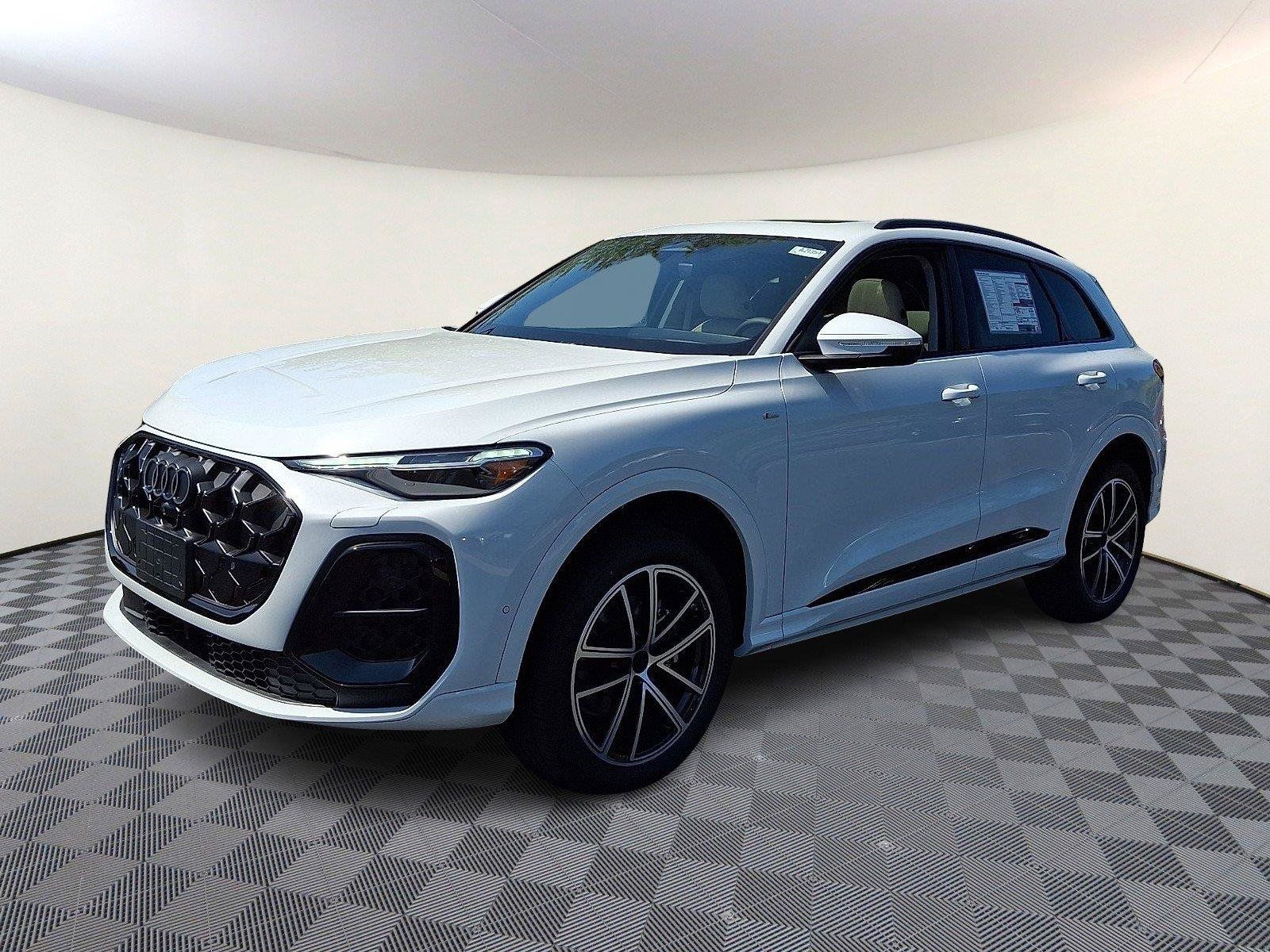 New 2026 Audi Q5 Premium Plus AWD/4WD image 3