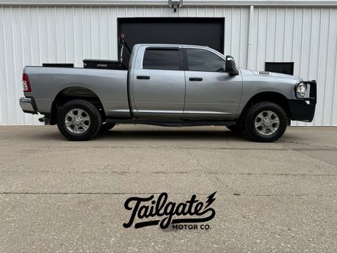 Used 2023 RAM 2500 Big Horn w/ Level 1 Equipment Group AWD/4WD image 1