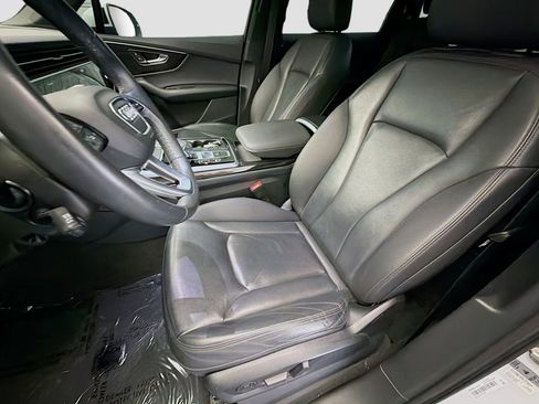 Used 2021 Audi Q7 3.0T Premium Plus w/ Premium Plus Package image 11