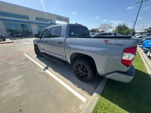 Used 2021 Toyota Tundra SR5 RWD image 4