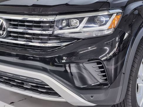 Used 2023 Volkswagen Atlas SE w/ Panoramic Sunroof Package FWD image 12