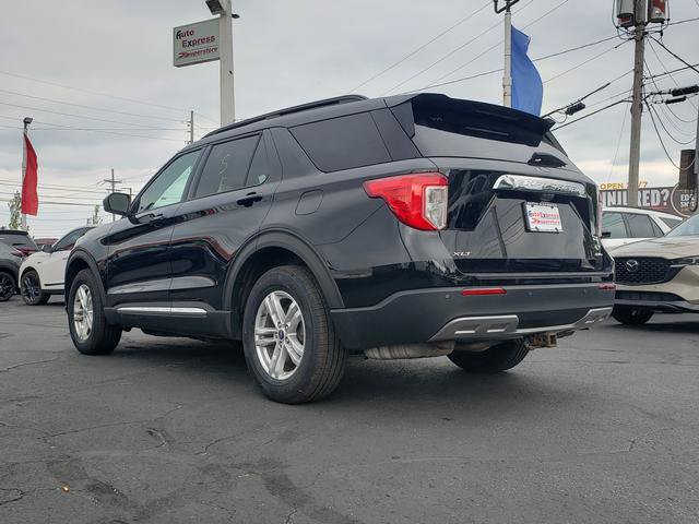 Used 2021 Ford Explorer XLT w/ Equipment Group 202A AWD/4WD image 5