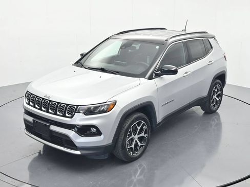 Used 2024 Jeep Compass Limited AWD/4WD image 28