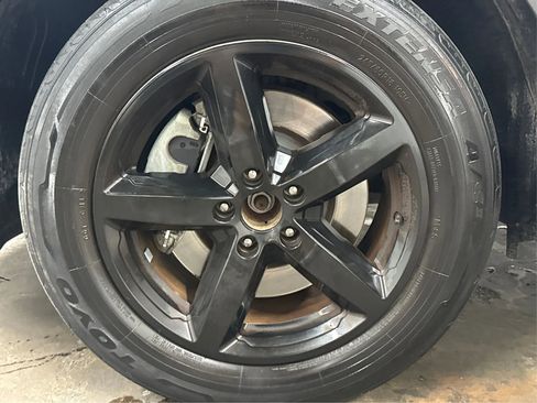 Used 2019 Ford Explorer XLT w/ Equipment Group 201A FWD image 33