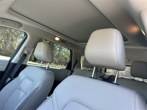 New 2026 Nissan Pathfinder SL image 27